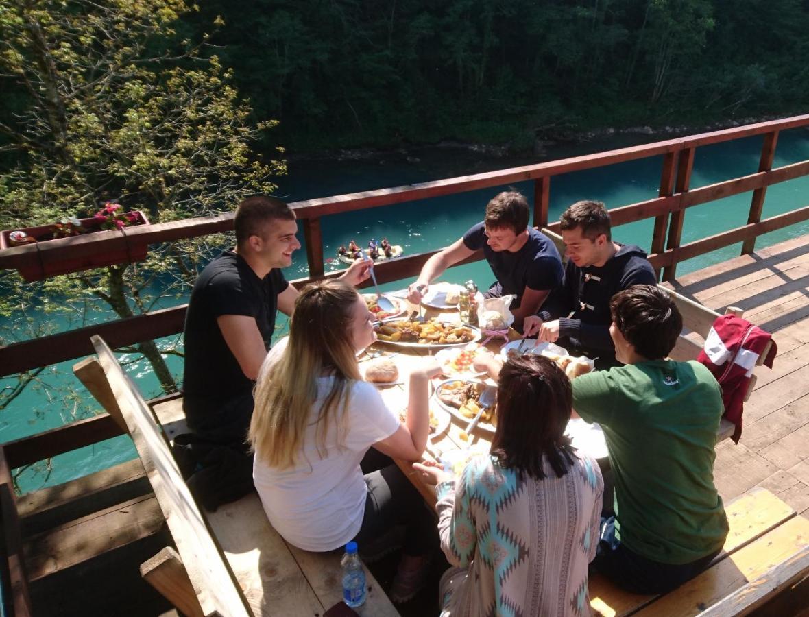 Rafting Tara Camp Highlander Hotell Bastasi Eksteriør bilde